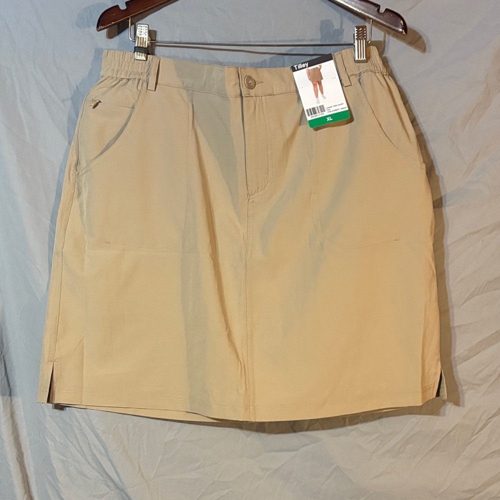 Tilley Women's Skirt NWT